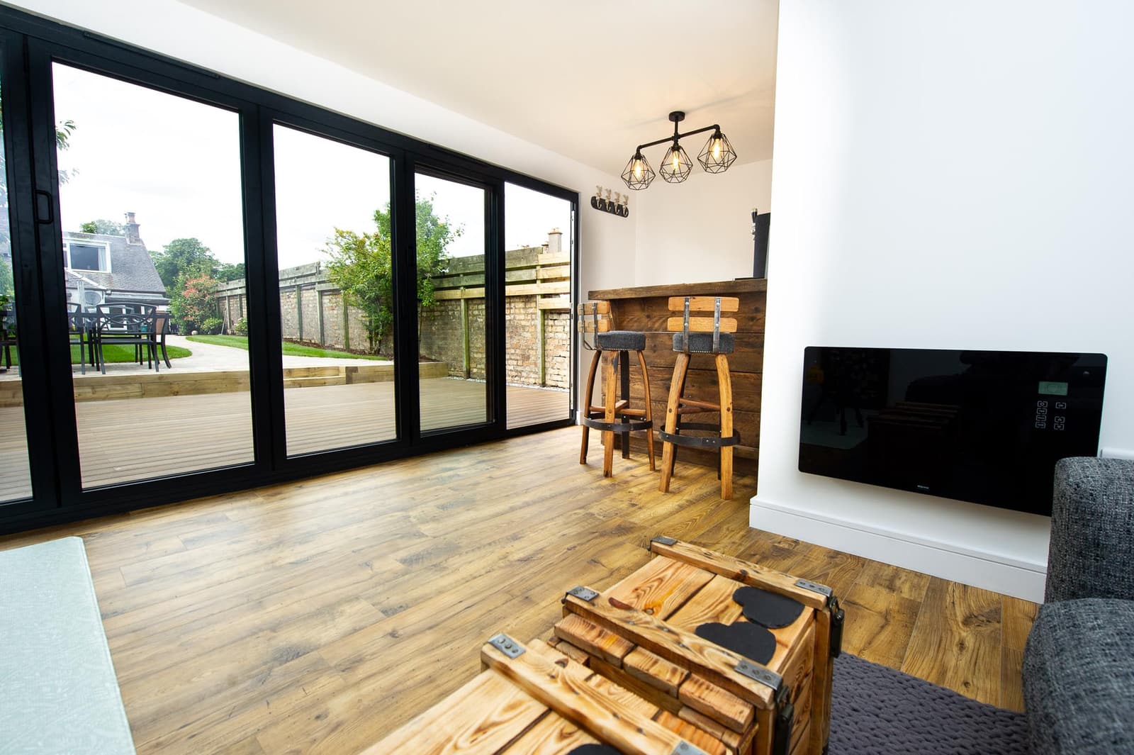 Kilmarnock Garden Room Bar